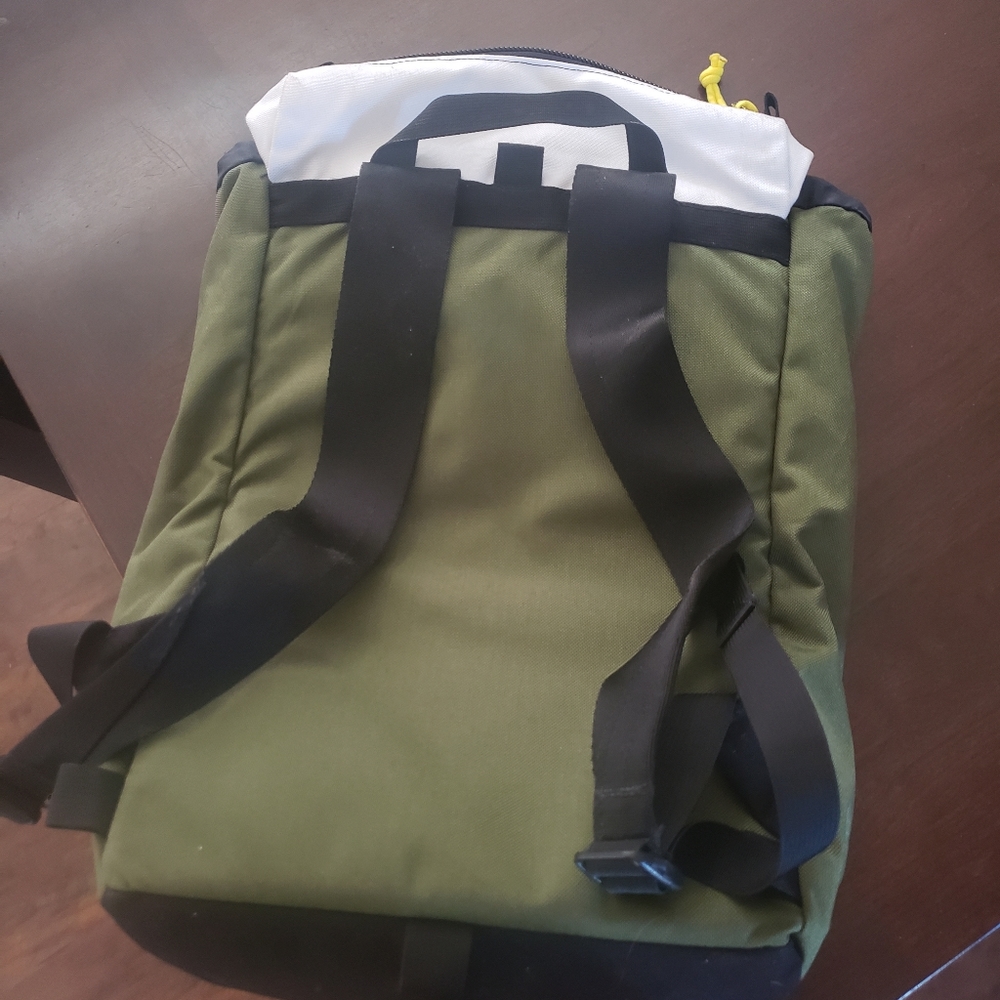 Topo Designs Y Backpack - Picture 2 of 4